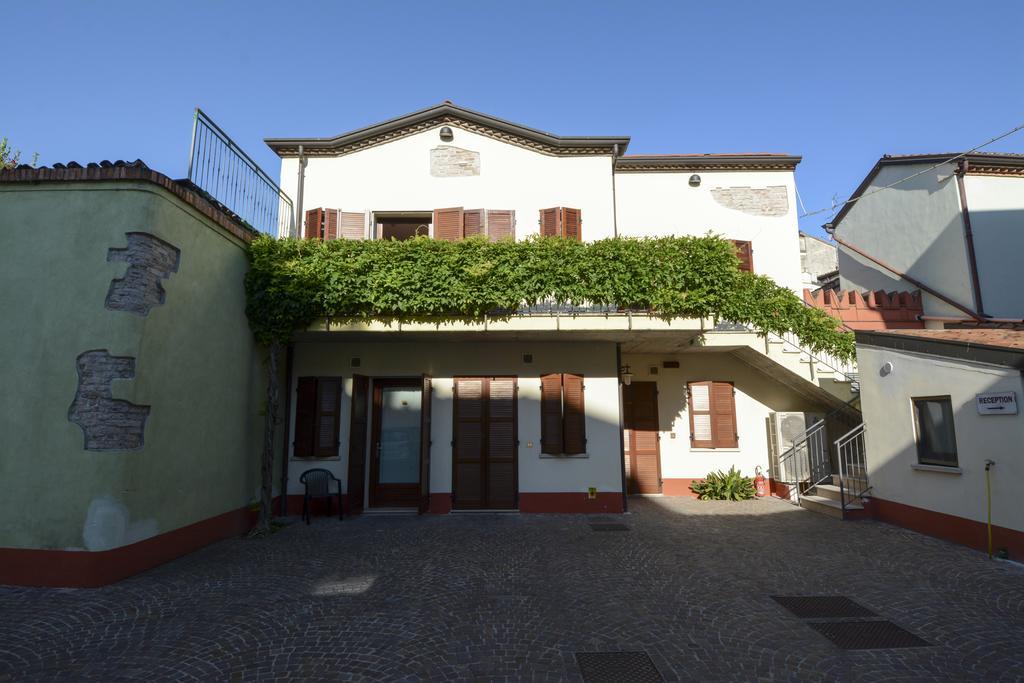 Отель A Casa Dei Gonzaga Мантуя Экстерьер фото