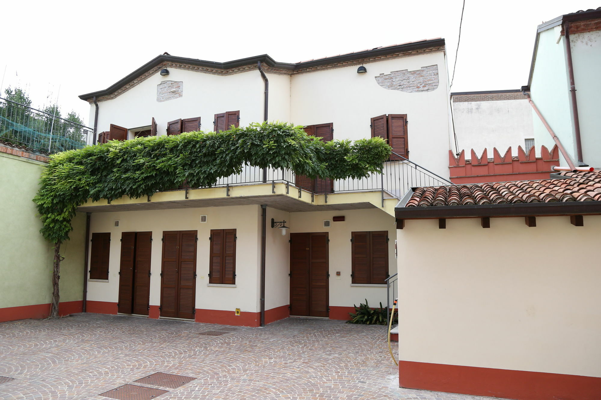 Отель A Casa Dei Gonzaga Мантуя Экстерьер фото